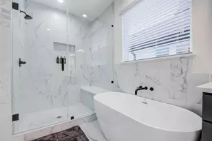 4109 Hare St, Houston, TX 77020 - Photo 9
