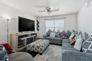 5423 Spring Walk, San Antonio, TX 78247 - Photo 3