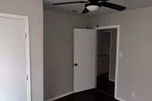 6122 Glenhurst Dr, Houston, TX 77033 - Photo 11