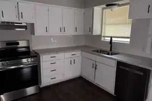 6122 Glenhurst Dr, Houston, TX 77033 - Photo 5