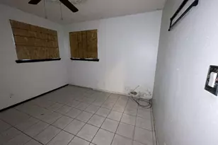 3180 N Buckingham Ct, Brownsville, TX 78526 - Photo 7