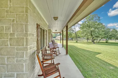 26 Woodland Hills Drive, Huntsville, TX 77320 - Photo 9