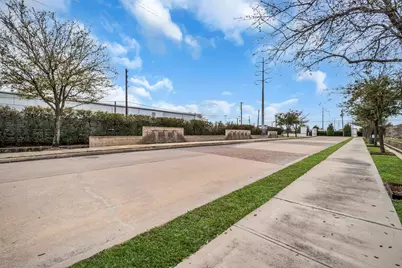 5849 E Post Oak Lane, Houston, TX 77055 - Photo 35