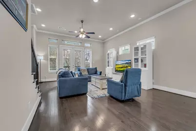 5849 E Post Oak Lane, Houston, TX 77055 - Photo 9