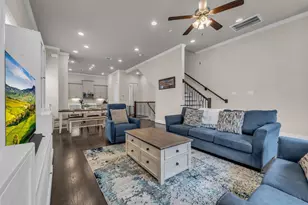 5849 E Post Oak Ln, Houston, TX 77055 - Photo 7