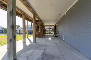 21815 Matagorda Dr, Galveston, TX 77554 - Photo 5
