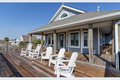21815 Matagorda Drive, Galveston, TX 77554 - Photo 17