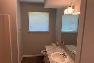 719 Pine Terrace Rd, Prairie View, TX 77445 - Photo 9