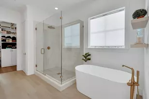 1216 Mosaico Ln, Houston, TX 77055 - Photo 19