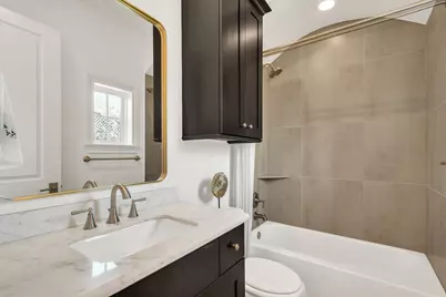 1216 Mosaico Lane, Houston, TX 77055 - Photo 11