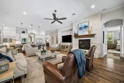 6407 Dexter Bluff Court, Sugar Land, TX 77479 - Photo 13