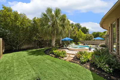 6407 Dexter Bluff Court, Sugar Land, TX 77479 - Photo 33