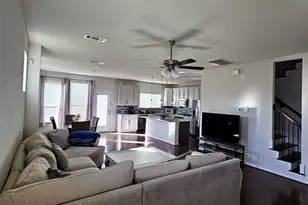 3234 Longleaf Meadows Dr, Houston, TX 77063 - Photo 5