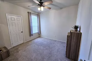 3234 Longleaf Meadows Dr, Houston, TX 77063 - Photo 31