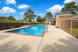 6167 Dryad Dr, Houston, TX 77035 - Photo 5