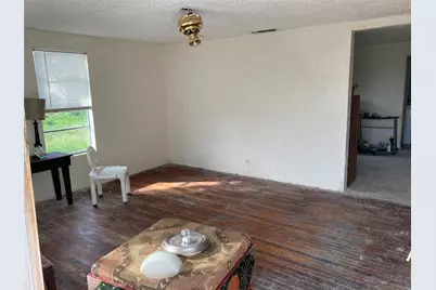221 S Central Avenue, Petrolia, TX 76377 - Photo 7
