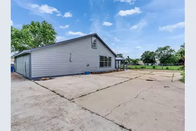2000 Bob Smith Road, Baytown, TX 77521 - Photo 25