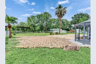 2000 Bob Smith Road, Baytown, TX 77521 - Photo 23