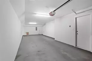 2710 Hullsmith Dr, Houston, TX 77063 - Photo 25