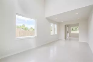 4501 Stassen St, Houston, TX 77051 - Photo 33