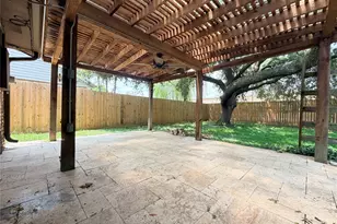 804 Driftwood St, League City, TX 77573 - Photo 17