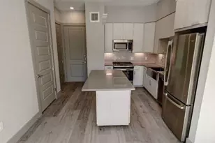 401 W 25th St St, Houston, TX 77008 - Photo 7