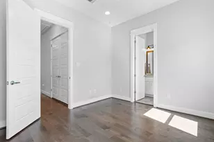 1114 W 15th 1/2 St, Houston, TX 77008 - Photo 43