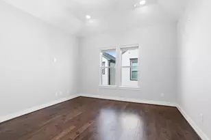 1114 W 15th 1/2 St, Houston, TX 77008 - Photo 35