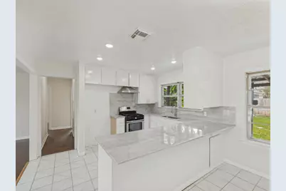 3302 Chestershire Drive, Pasadena, TX 77503 - Photo 11