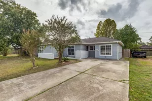 3302 Chestershire Dr, Pasadena, TX 77503 - Photo 3