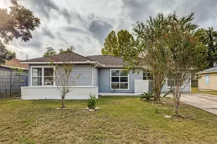 3302 Chestershire Dr, Pasadena, TX 77503 - Photo 1