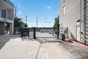 2401 Crawford St, Houston, TX 77004 - Photo 39