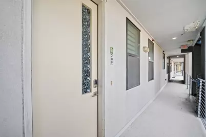 2401 Crawford Street #B209, Houston, TX 77004 - Photo 11