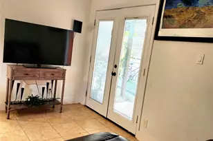 606 Vincent St, Houston, TX 77009 - Photo 49