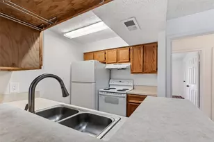 3919 Fairmont Pkwy, Pasadena, TX 77504 - Photo 15