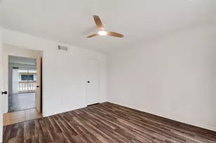 3919 Fairmont Pkwy, Pasadena, TX 77504 - Photo 17