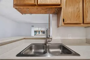 3919 Fairmont Pkwy, Pasadena, TX 77504 - Photo 13