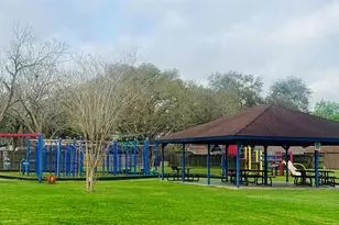 245 N Ranch House Rd, Angleton, TX 77515 - Photo 17