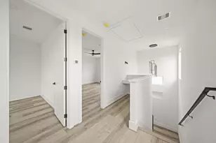 313 N Nagle St, Houston, TX 77003 - Photo 23