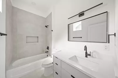 313 N Nagle Street, Houston, TX 77003 - Photo 43