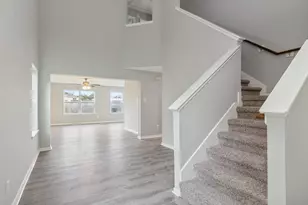 5607 Violet Path Ln, Houston, TX 77085 - Photo 5