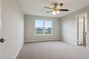 5607 Violet Path Ln, Houston, TX 77085 - Photo 15