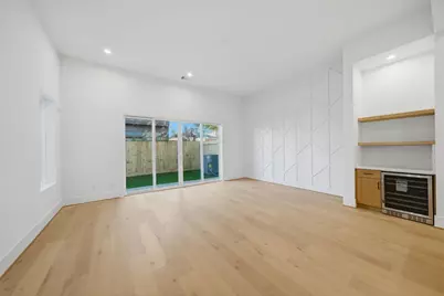 833 W 25th Street, Houston, TX 77008 - Photo 7