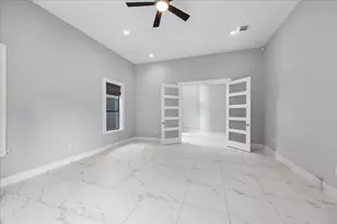 1959 Portsmouth St, Houston, TX 77098 - Photo 11