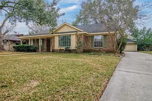 18230 Caprice Ln, Houston, TX 77058 - Photo 29