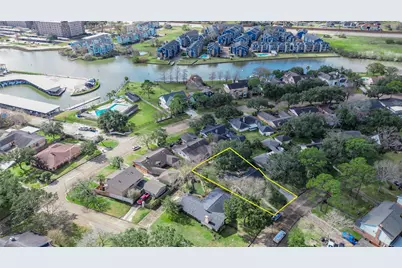 18230 Caprice Lane, Houston, TX 77058 - Photo 3