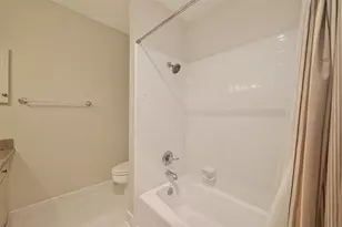 5826 Doliver Dr, Houston, TX 77057 - Photo 39