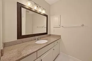 5826 Doliver Dr, Houston, TX 77057 - Photo 37