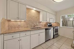 5826 Doliver Dr, Houston, TX 77057 - Photo 13
