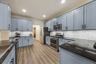 205 Willow Pointe Dr, League City, TX 77573 - Photo 17